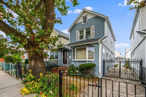 91-07 212th Pl, Queens Village, NY 11428