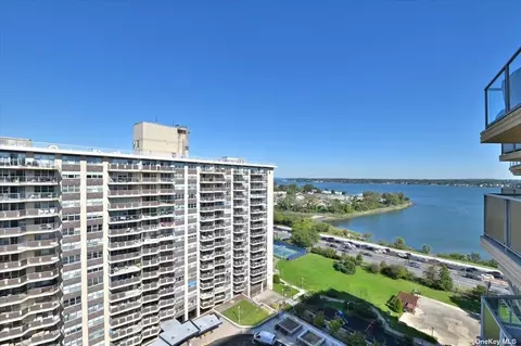 18-05 215th St #16C, Bayside, NY 11360