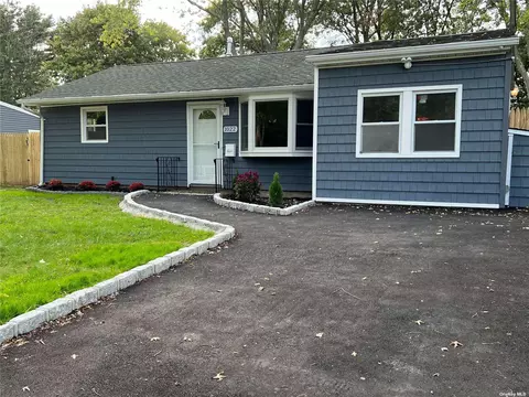 1022 Bay Shore Ave, Bay Shore, NY 11706