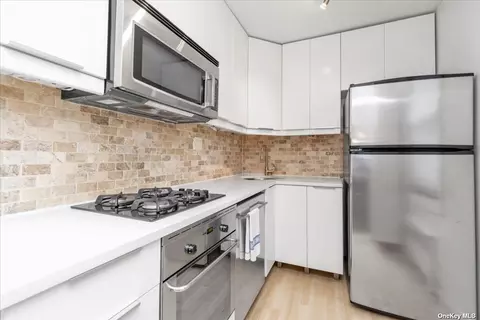 71-35 Park Dr E #1A, Kew Garden Hills, NY 11367
