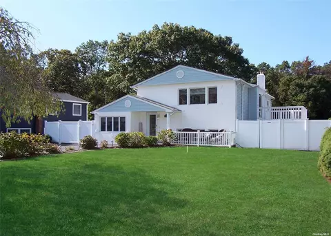 1040 Terry Rd, Ronkonkoma, NY 11779