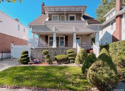 42-32 Clearview Expy, Bayside, NY 11361