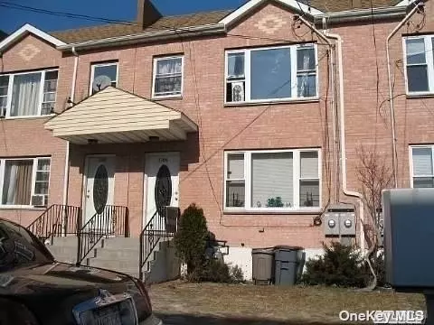 30-24 Lewmay Rd, Far Rockaway, NY 11691
