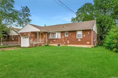 166 Millburn Ave, Hempstead, NY 11550