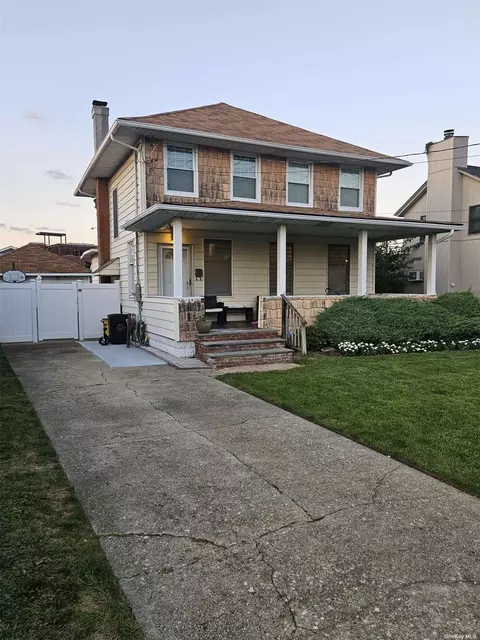 290 Mott Ave, Inwood, NY 11096
