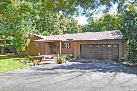 130 Deforest Rd # a, Dix Hills, NY 11746