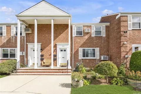 72-27 Little Neck Pkwy #A-2, Glen Oaks, NY 11004