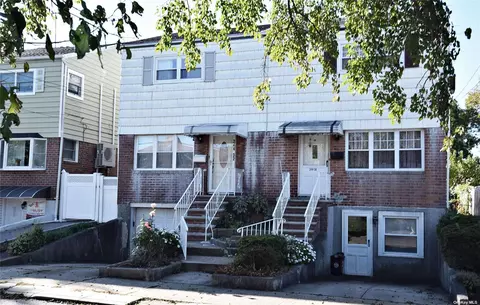 244-30 88th Ave, Bellerose, NY 11426