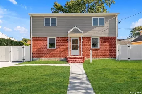 2429 York St, East Meadow, NY 11554