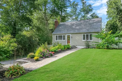 5 Linda, Huntington, NY 11743