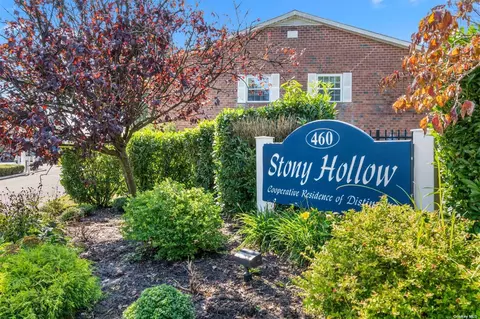 460 Old Town Rd #15C, Port Jefferson Station, NY 11776