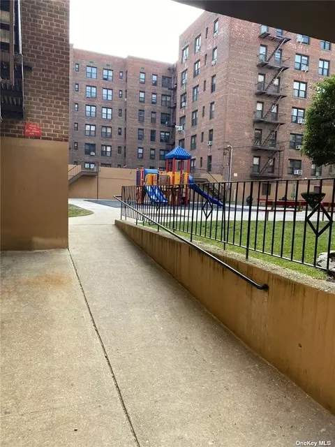 33-27 91 St #2J, Jackson Heights, NY 11372