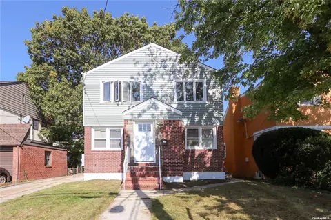 29 Fir St, Valley Stream, NY 11580