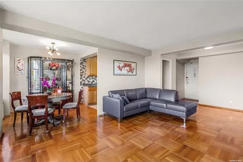 Undisclosed, Astoria, NY 11106