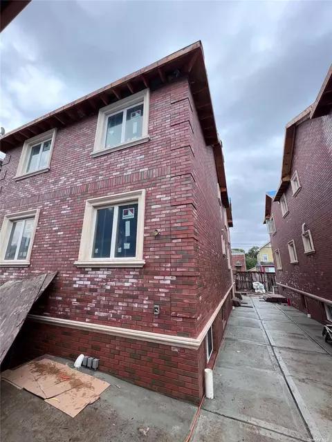 147-11 21 Ave, Whitestone, NY 11357