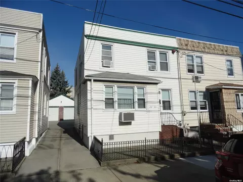 22-34 48th St, Astoria, NY 11105