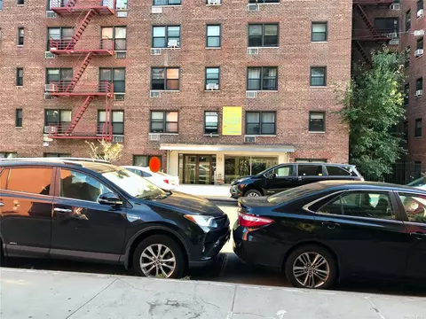 143-40 Roosevelt Ave #5, Flushing, NY 11354