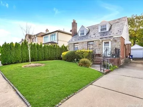 73-40 184 St, Fresh Meadows, NY 11366
