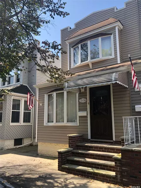 73-34 S 71st Pl, Glendale, NY 11385