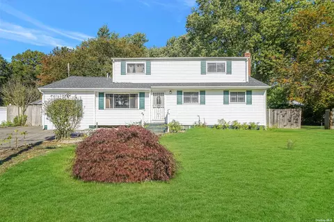 Undisclosed, Central Islip, NY 11722