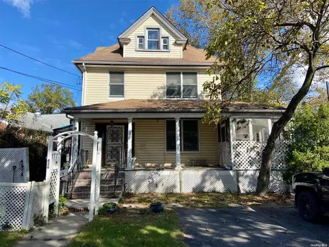 426 Atlantic Ave, Oceanside, NY 11572