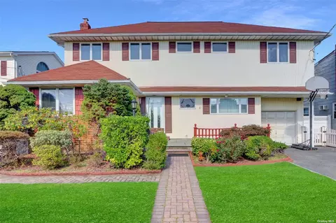 2345 Henry St, North Bellmore, NY 11710