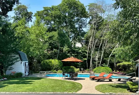 264 Hempstead Ave, Rockville Centre, NY 11570