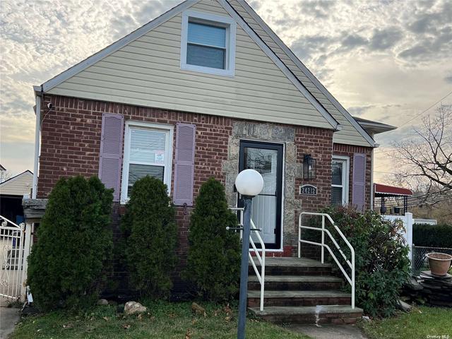 242-12 130 Ave, Laurelton, NY 11413