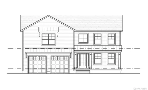 25 Stowe Ave, Babylon, NY 11702