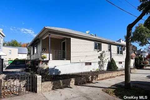 71-11 66th Dr, Middle Village, NY 11379