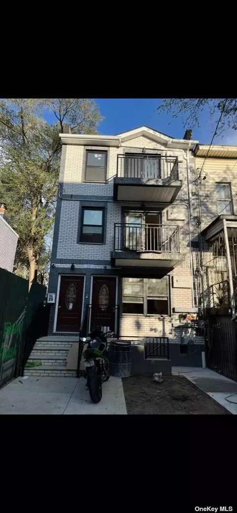 25 Milford St, Brooklyn, NY 11208