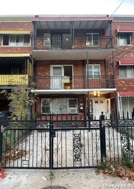 413 Saint Lawrence Ave, Bronx, NY 10473