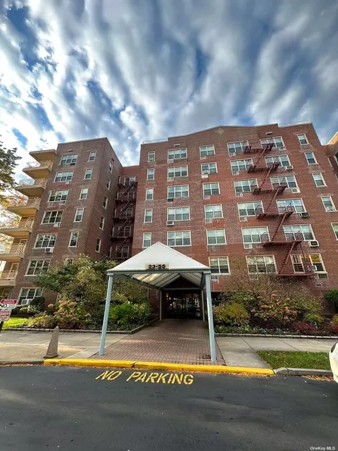 23-55 Bell Blvd #4D, Bayside, NY 11360