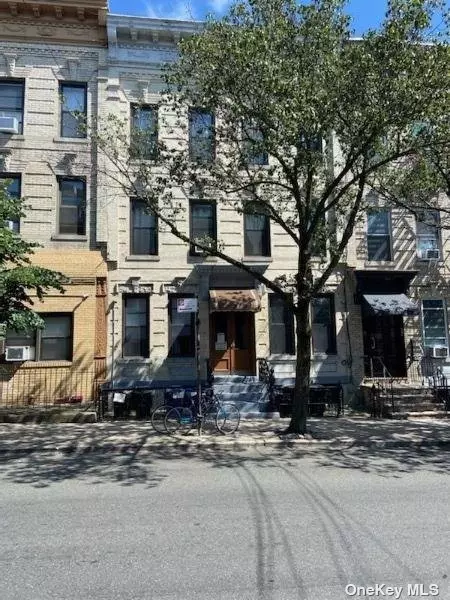 19-36 Grove St, Flushing, NY 11385