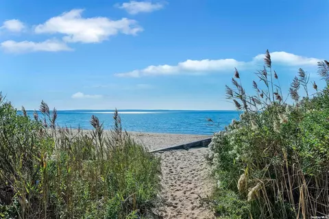1100 Rambler Rd, Southold, NY 11971