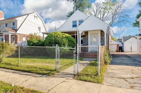 23 Garfield, Hempstead, NY 11550