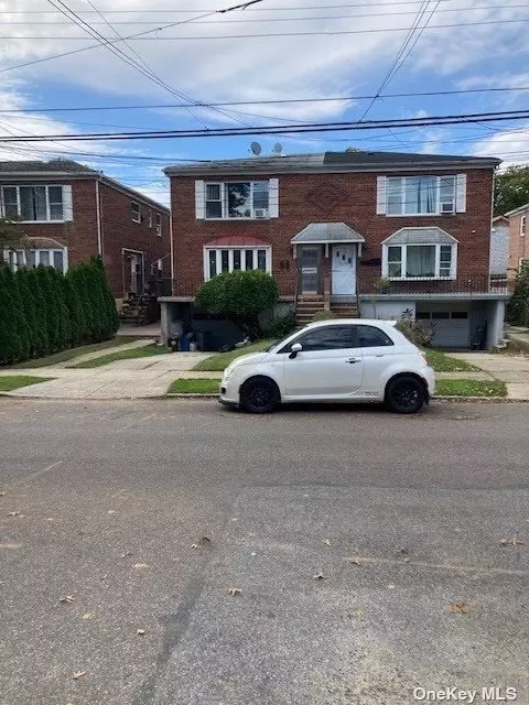43-12 220th St, Bayside, NY 11361