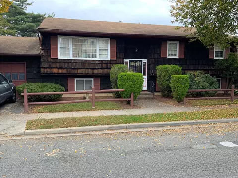 150 Holly Ave, Hempstead, NY 11550