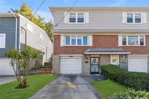 250-38 39th Rd, Little Neck, NY 11363