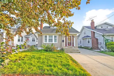 194-20 110th Ave, Saint Albans, NY 11412
