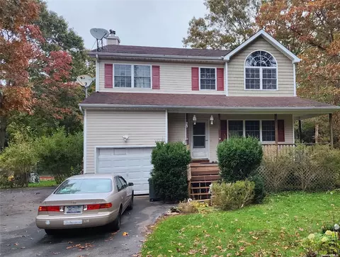 73 Titmus Dr, Mastic, NY 11950