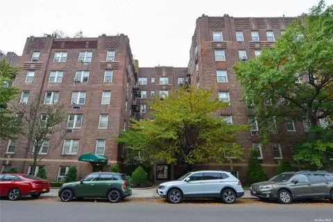 48-18 43 St #3C, Woodside, NY 11377