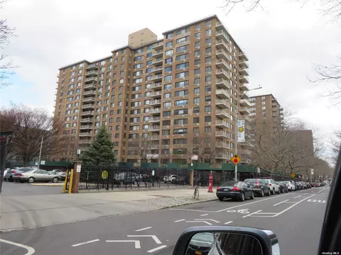195 Willoughby St #1404, Brooklyn, NY 11201