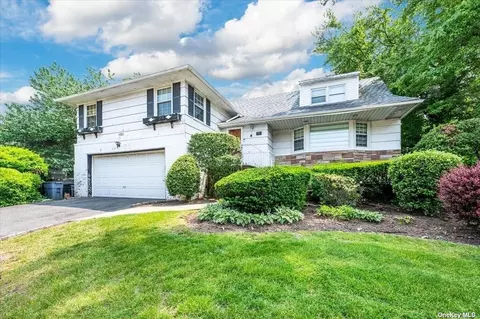 1001 Hazel Pl, Woodmere, NY 11598
