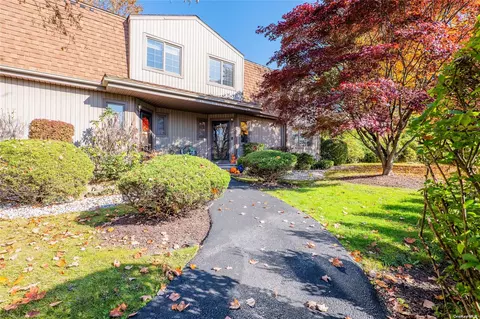 10 Meadowlark Cir #10, Peekskill, NY 10566