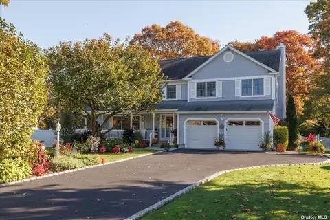 791 Ocean Ave, Bohemia, NY 11716