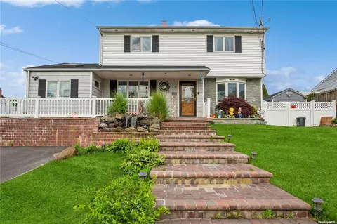 49 College Rd, Selden, NY 11784