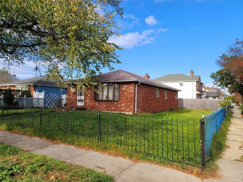 82-19 159th Ave, Howard Beach, NY 11414