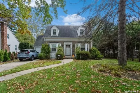 600 Madison Ave, North Baldwin, NY 11510