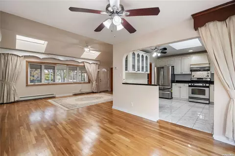 228-18 49th Rd, Bayside, NY 11364